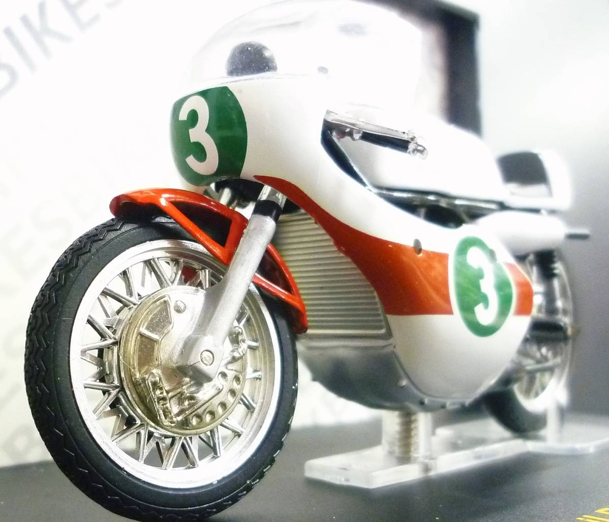 ixo　1/24 ヤマハ　RD05 250 YAMAHA RD 05 250 フィル・リード #3　1968　ワールドチャンピオン_画像6