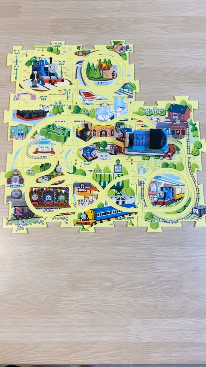 限定値下げ【動作確認済み】きかんしゃトーマス《くみたてパズル》欠品無し レール 玩具 おもちゃ/トーマス パーシー プラレール