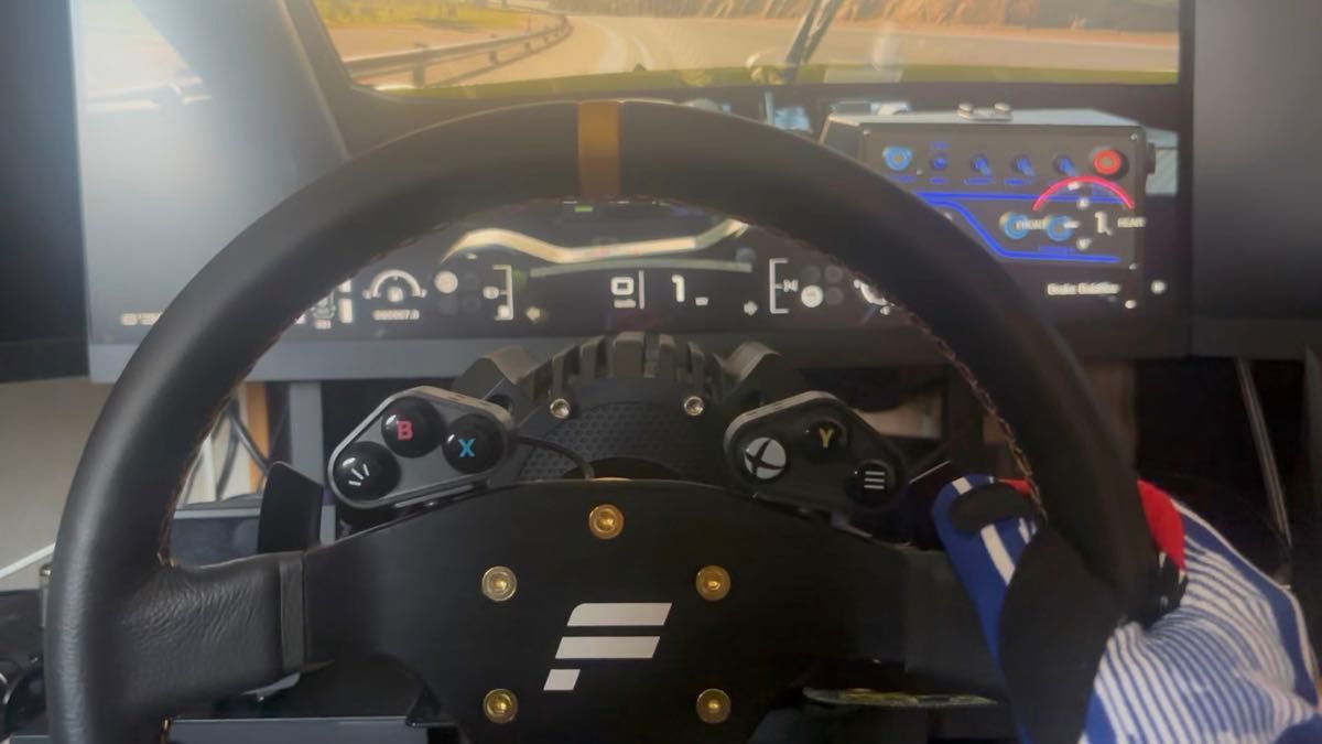 Fanatec ClubSport Steering Wheel Formula ハンドル R300 PODIUM HUB