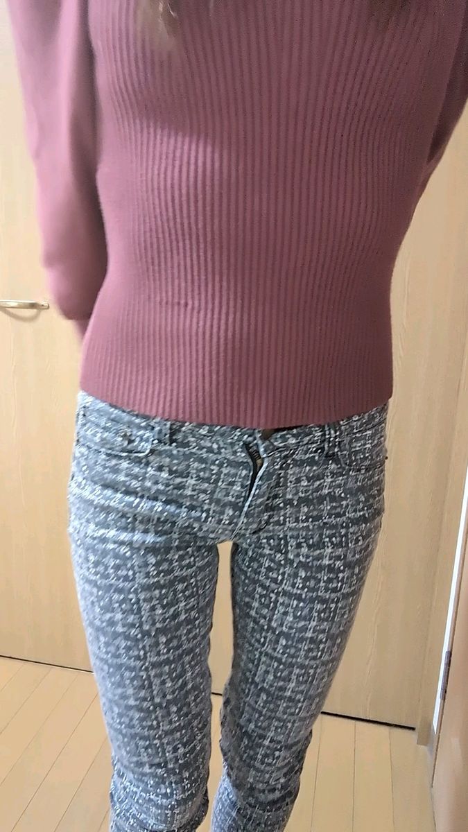 スキニーパンツ