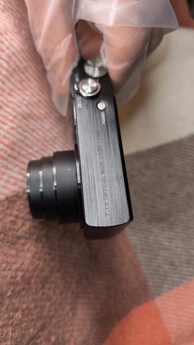 RICOH コンパクトデジタルカメラ R10