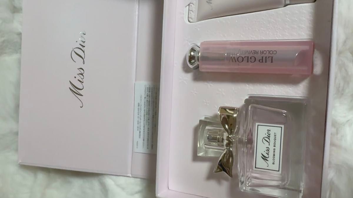 ゴールデンウィークバーゲン Miss Dior Blooming ブルーミングブーケ30ml&リップ&ハンドクリム箱付き