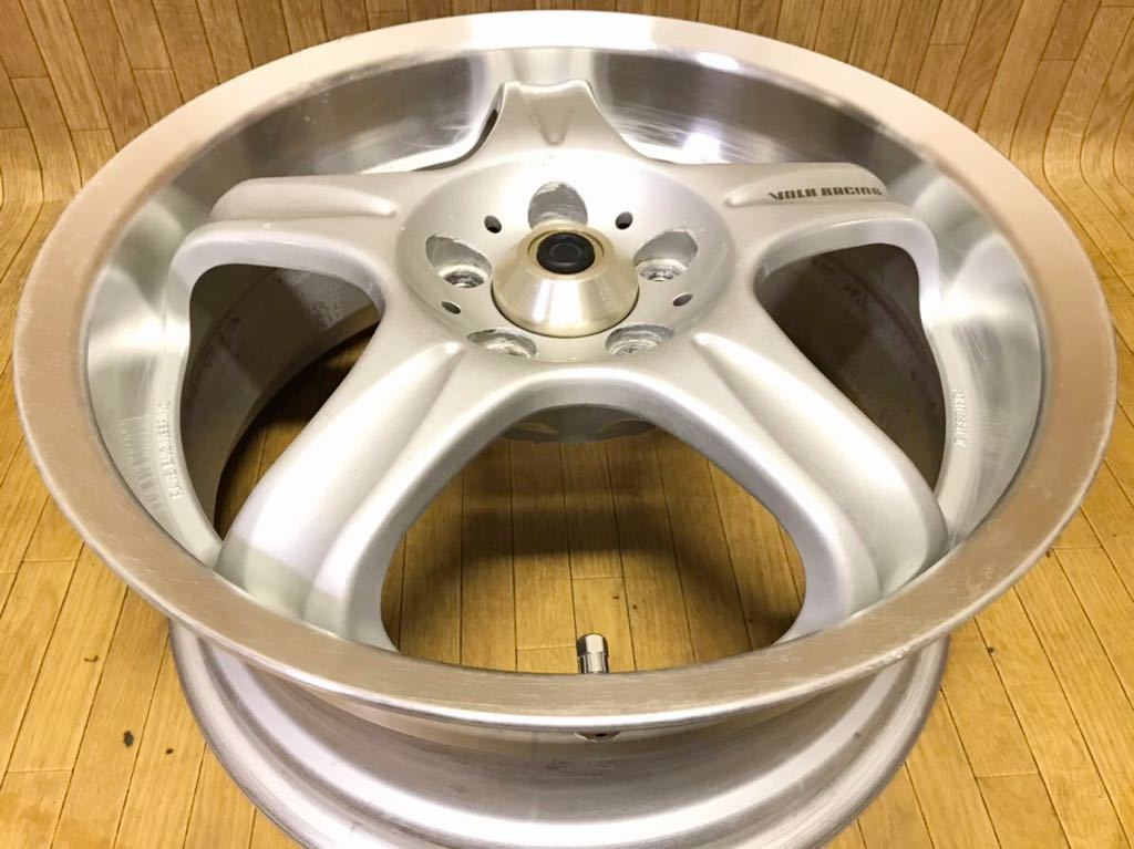 RAYS ボルクレーシング 4穴 100 AV レボルーション-