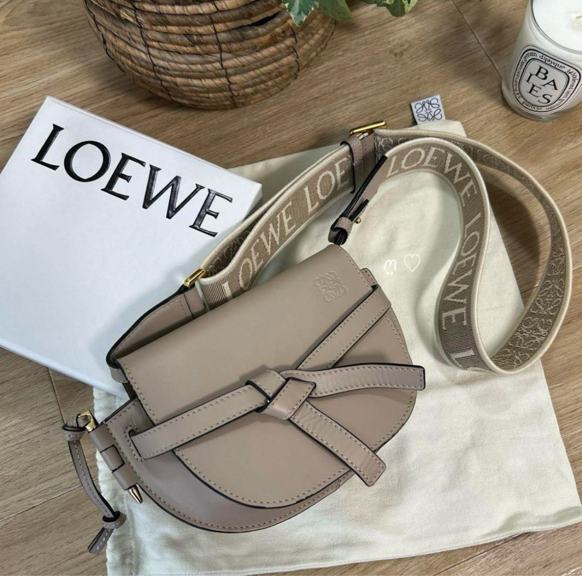 正規店買付★LOEWE ゲートデュアルバッグS LOEWE ショルダーバッグ ゲートデュアルバッグ ミニベージュ