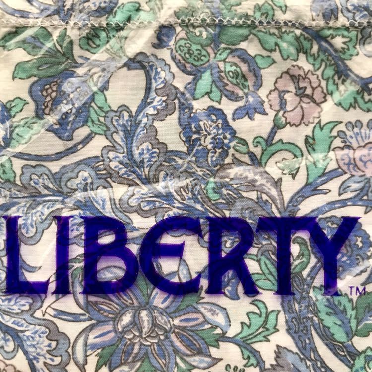 リバティ ☆ LIBERTY ☆ ロンドン ☆ LONDON ☆ イギリス ☆ ENGLAND ☆ 現地購入品 ☆ ハンカチ ☆ 花柄 ☆ 中古品 ☆ 未使用 ☆ セール品_画像2