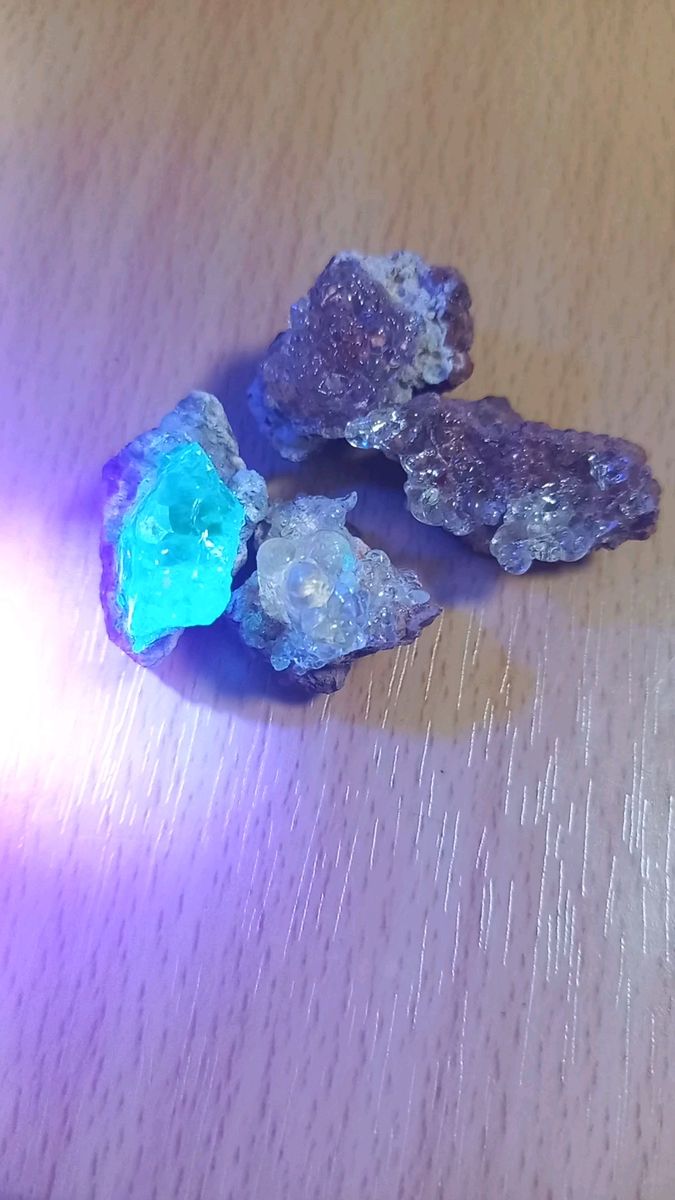 ハイアライトオパール 標本 原石 天然石 鉱物標本