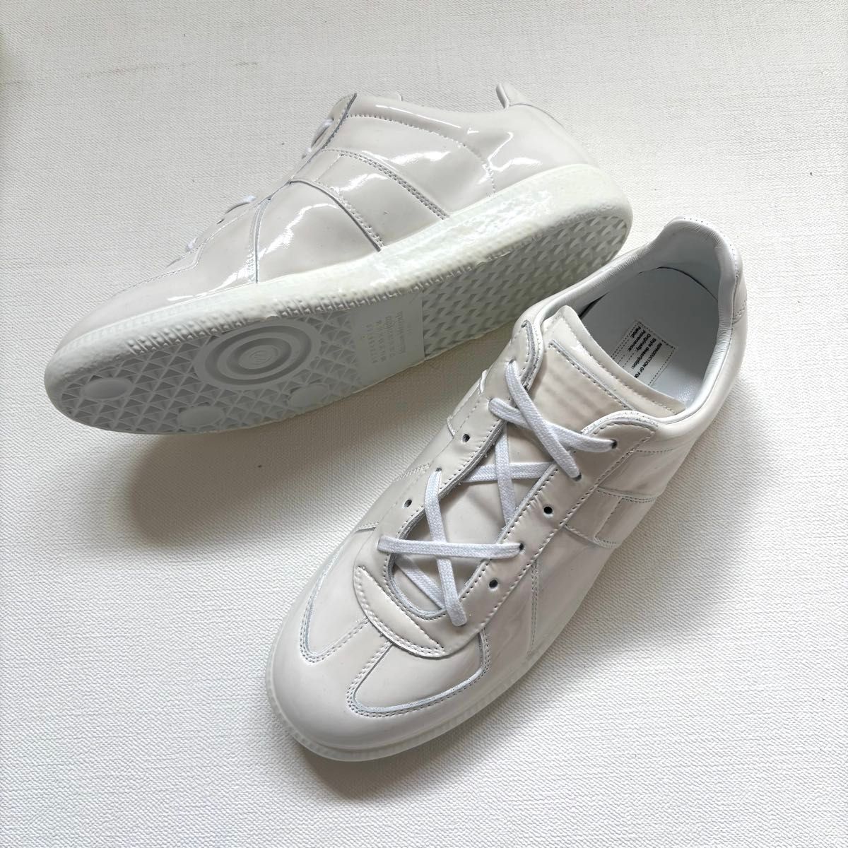 完売間近 Maison Margiela フェイクパテントレザー スニーカー 新品 メゾンマルジェラ レプリカ Maison Margiela Replica