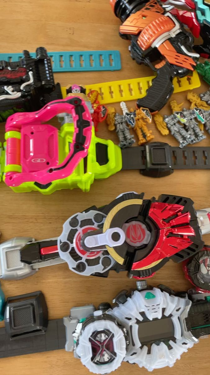 24時間以内発送◎ 変身ベルト まとめ売り セット バンダイ 仮面ライダー BANDAI 仮面ライダーギーツ ドライブ