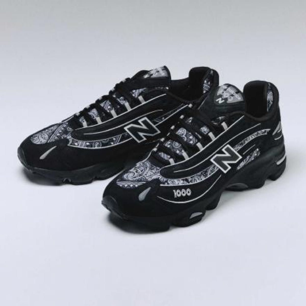 【本物保証 /関税・送料無料】atmos × New Balance 26 5㎝】atmos × New Balance 1000
