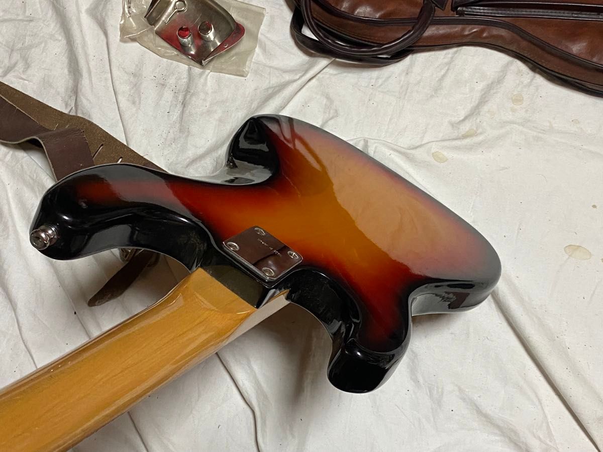 エレキベース ソフトケースとストラップ付良品1938-08-1 エレキベース ソフトケースとストラップ付良品1938-08-1|Yahoo