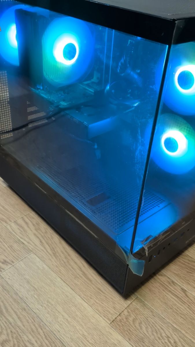 ドスパラ raytrek Core i7 13700F/RTX 3060Ti/32GB SSD 1TB ケースMONTECH XR