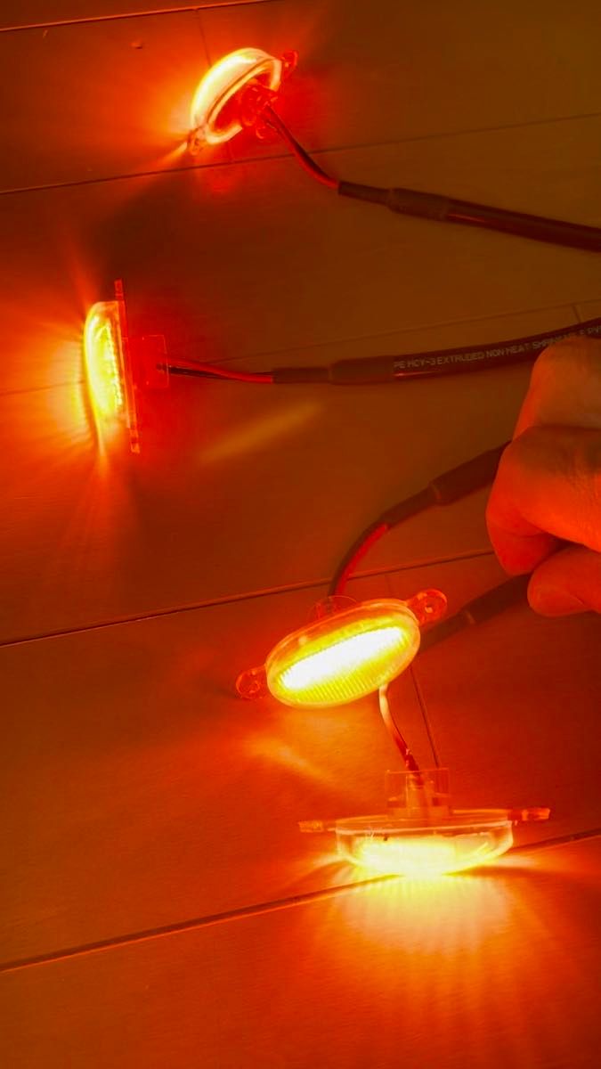 LED グリルマーカー 4連 LEDランプ オフロード 四駆 ピックアップ ランクル プラド サーフ デリカ LED 12V