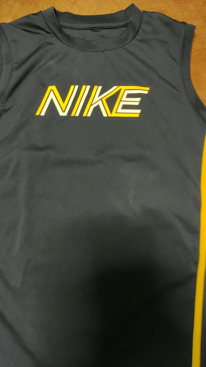 NIKE ノースリーブシャツ ネイビー タンクトップ ナイキ キッズ
