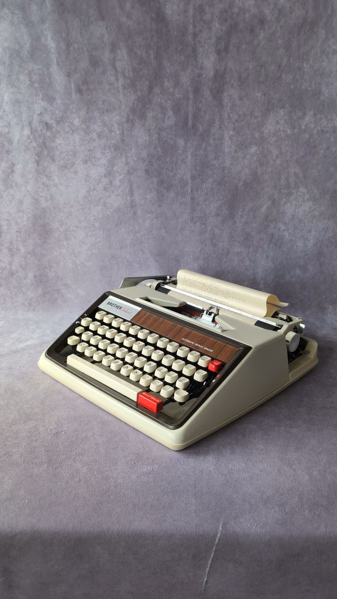 ブラザー タイプライター valiant 391 昭和レトロ アンティーク ヴィンテージ BROTHER JPI-391