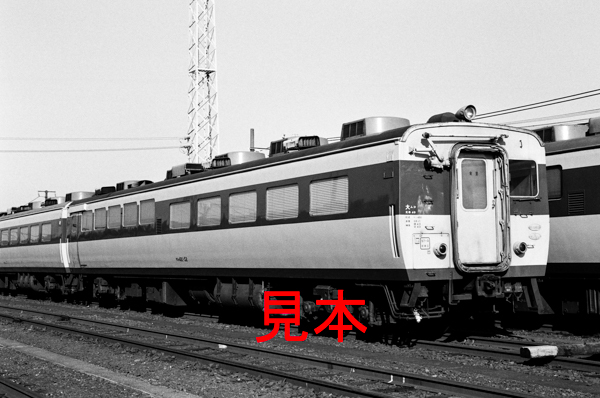 鉄道写真、35ミリネガデータ、05451000017、サシ481-52、吹田機関区、1985.03.24、（3067×2033）_画像1