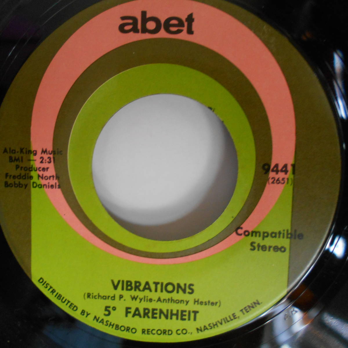 5° Farenheit Daddy's Home/ Vibrations 7inch　　abet_画像2