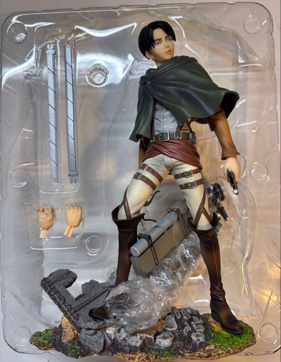 BRAVE-ACT 進撃の巨人 リヴァイ 1/8 フィギュア 千値練 美品