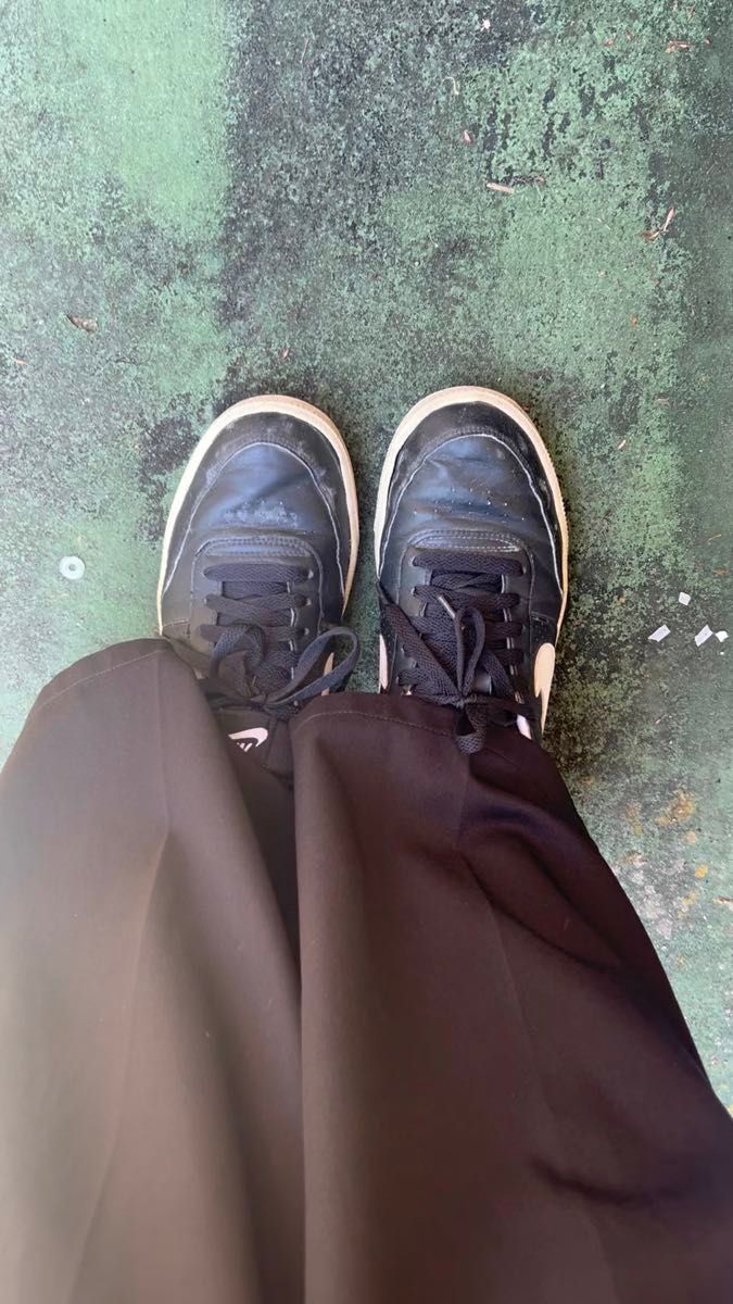 NIKE エアフォース1 ブラック 24.5cm