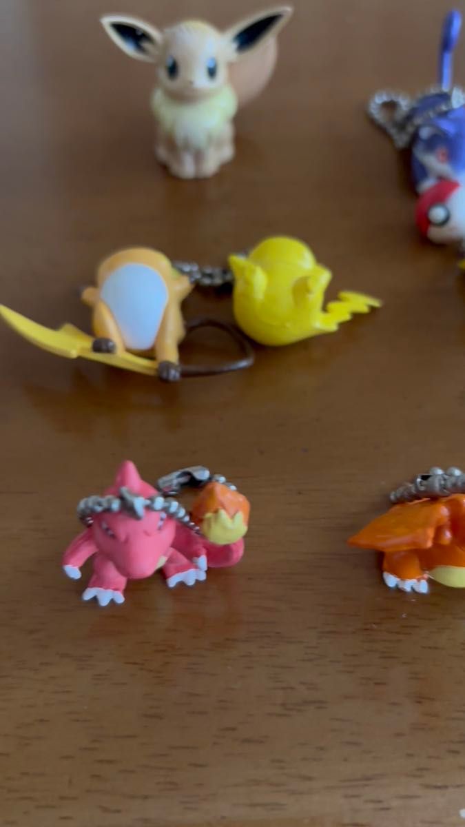 希少 初代 ポケモン フィギュア まとめ売り キーホルダー ピカチュウ リザードン 御三家
