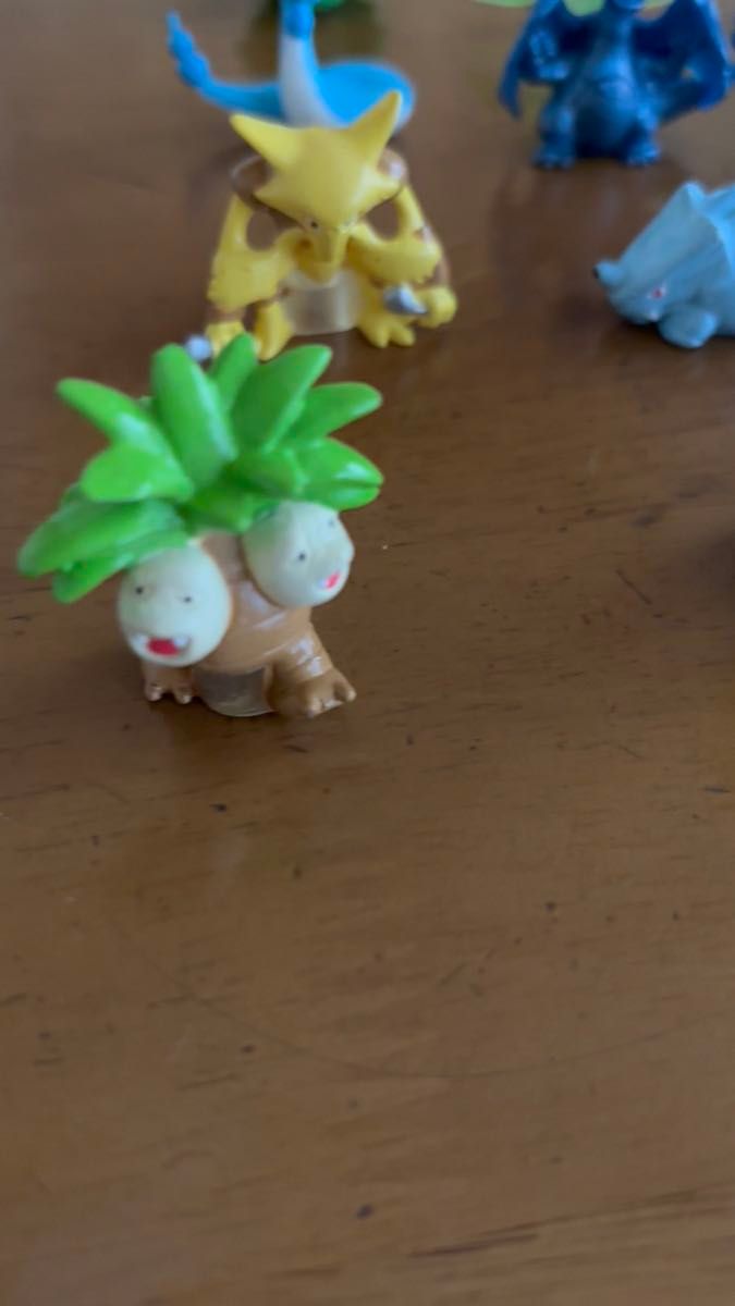 ポケモン フィギュア まとめ売り ピカチュウ リザードン ミュウ