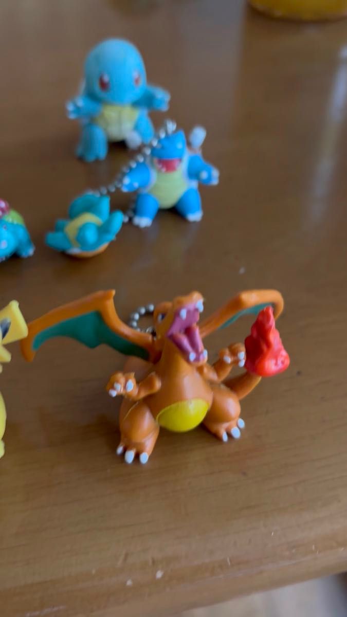 希少 ポケモン フィギュア キーホルダー ピカチュウ リザードン 御三家 カメックス