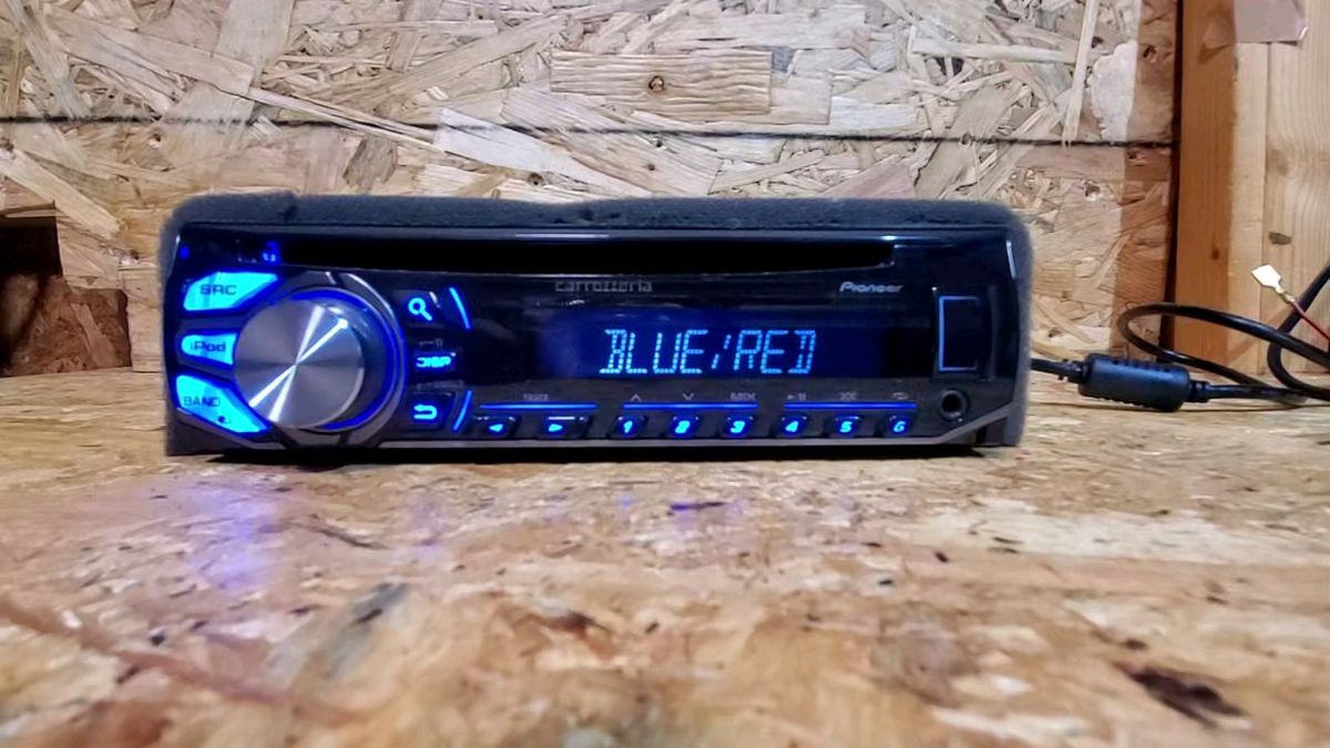 Pioneer Carrozzeria カロッツェリア AVメインユニット CD USBプレーヤーDEH-490 動作確認済み