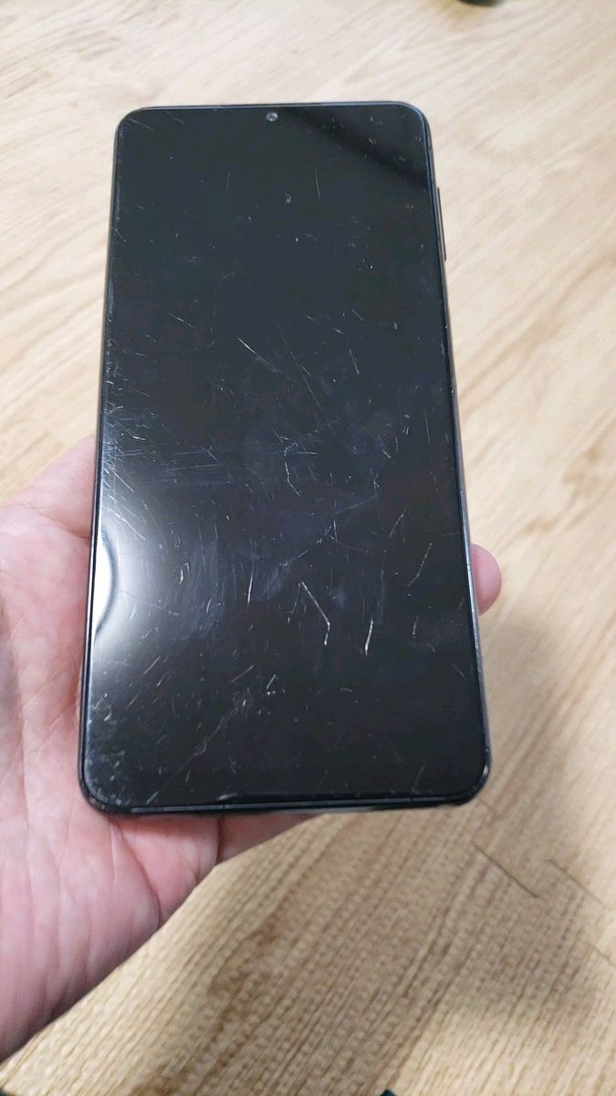 galaxy a32 5g scg08 au SIMロック解除済
