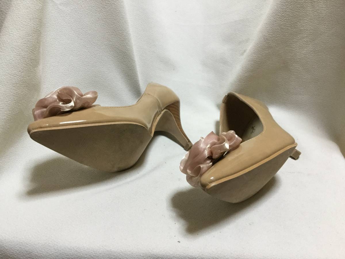 C7471*SUGAR SUGAR*24cm beige enamel style high heel pumps * pink flower corsage removed possible 