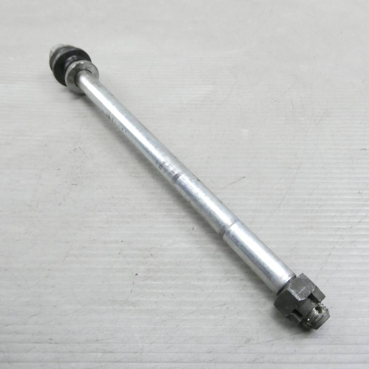 ■TW200 [2JL] 純正 フロントアクスルシャフト カラー 中古 ヤマハ YAMAHA DG07J DG09J KR070318