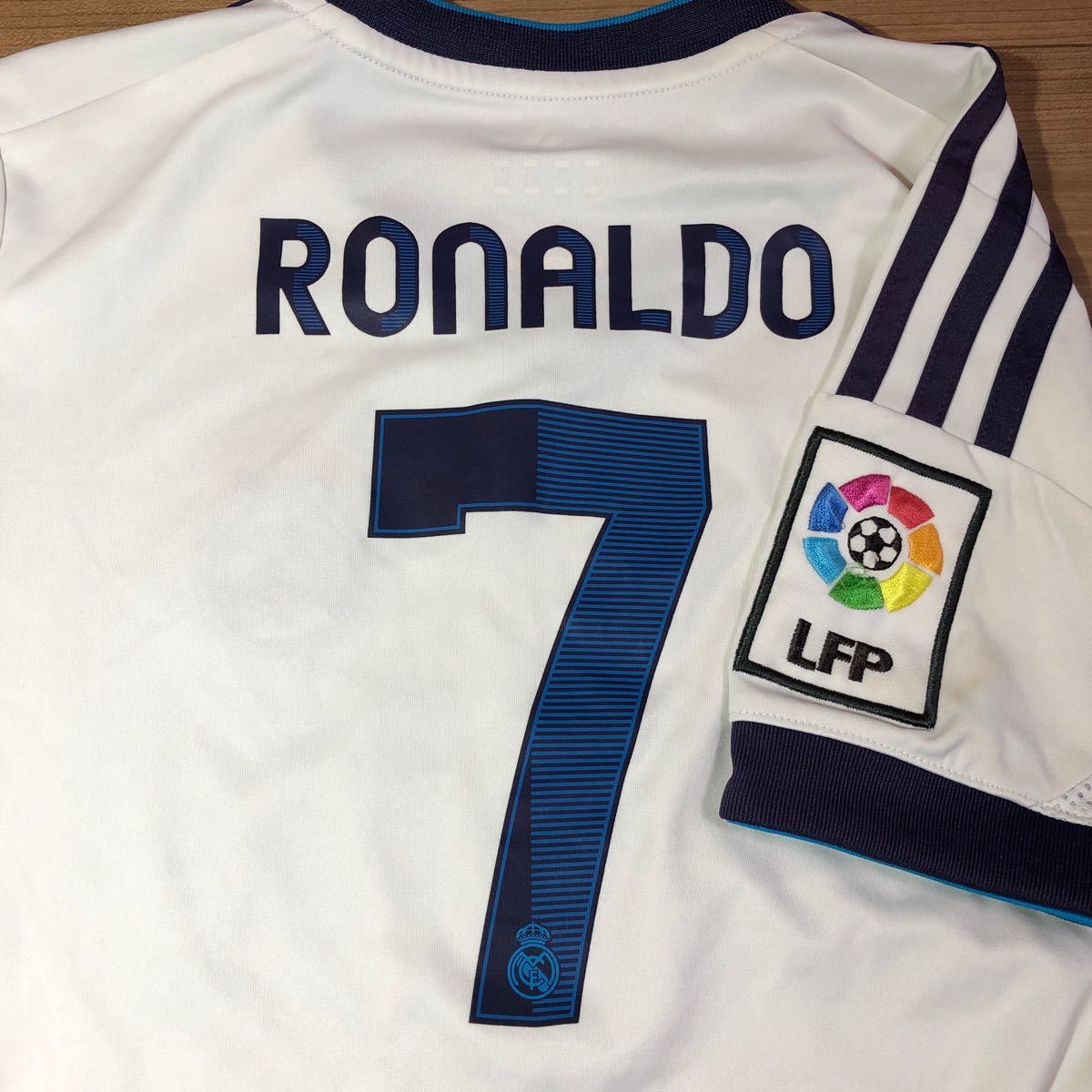 Paypayフリマ レアル マドリード サッカー上下セット出品 Ronaldoユニホーム背番号付き Paypayフリマ レアル マドリード サッカー上下セット出品 Ronaldoユニホーム背番号付き