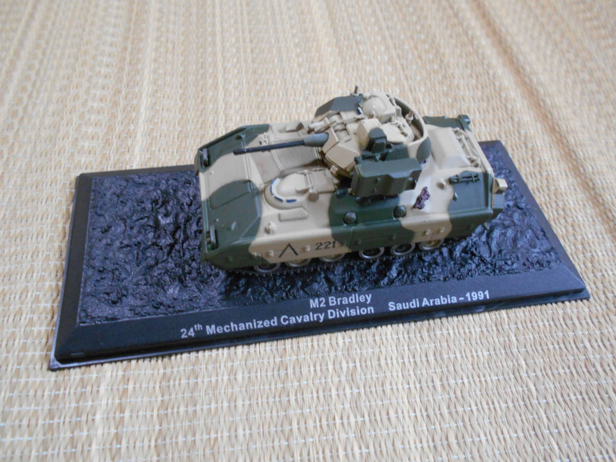 *1/72 die-cast model America land army M2bla tray armoured infantry fighting vehicle 