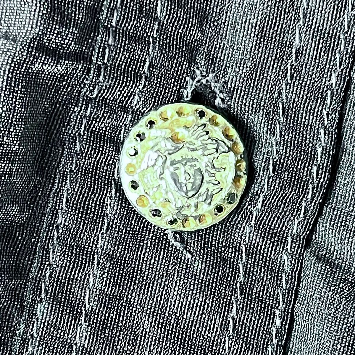 VERSACE ヴェルサーチ クロップド丈 薄手 コンパクト ジャケット VERSACE ヴェルサーチ クロップド丈 薄手 コンパクト ジャケット