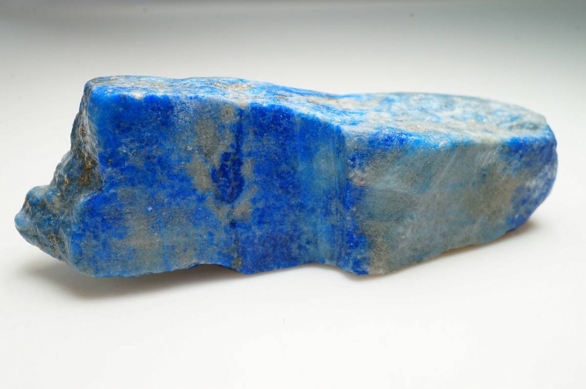 フェルメール ブルー30年前の在庫なので上質!藍色が綺麗な上質アフガニスタン産ラピスラズリ/ラピス/ウルトラマリンブルー原石/105ct