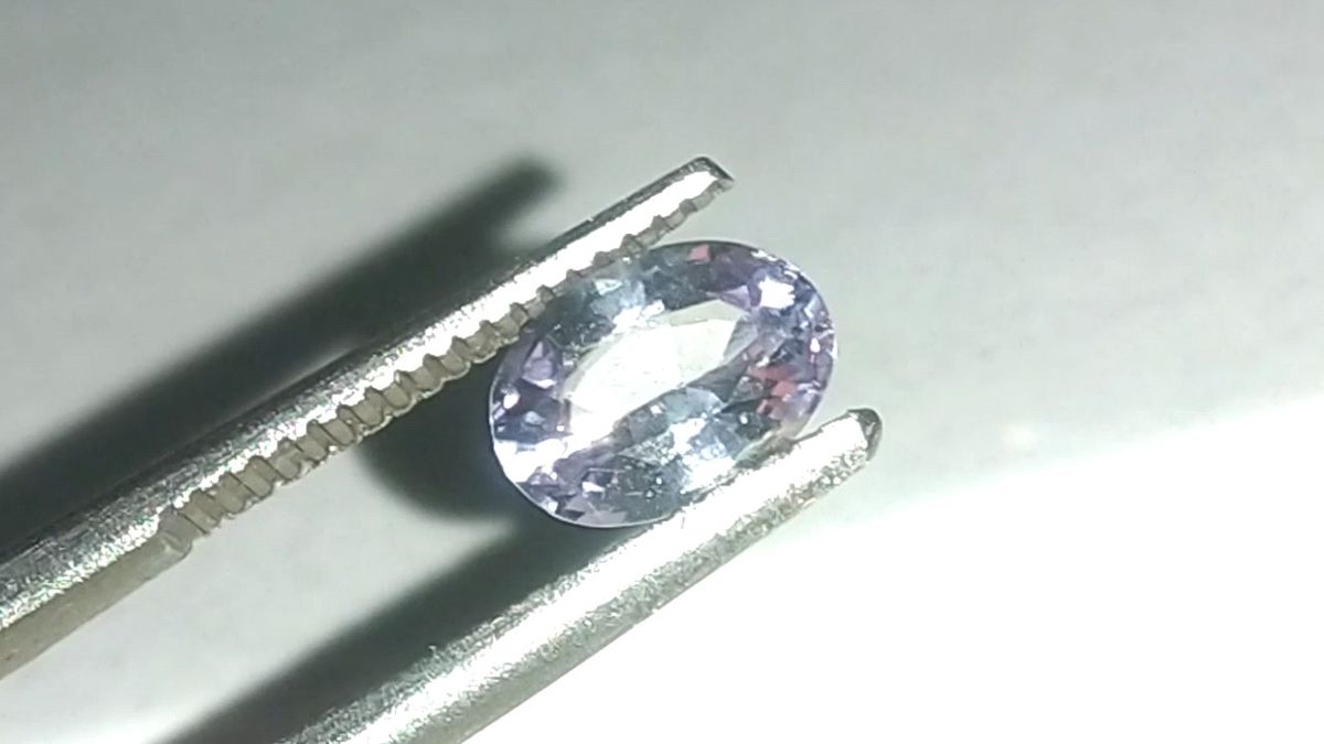 0.807ct ライトパープル 天然スピネル オーバル ルース ソーティング付