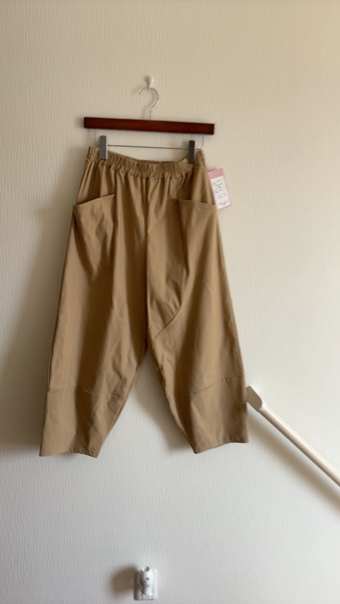(新品)切り替えデザインパンツ*ベージュ LLカーゴパンツ