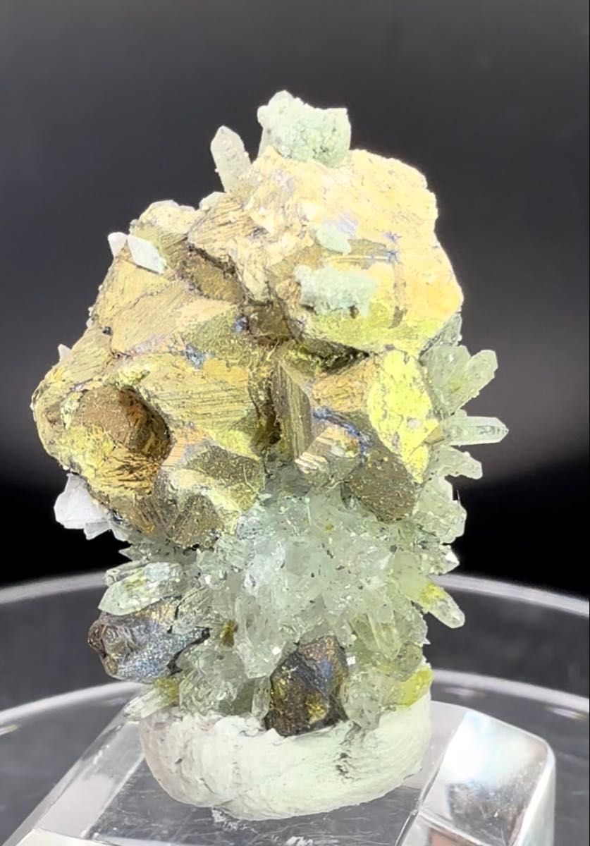 キャルコパイライト/黄銅鉱&クォーツ/水晶 原石 鉱物 標本 宝石 鉱石 パワーストーン 天然石 コレクション