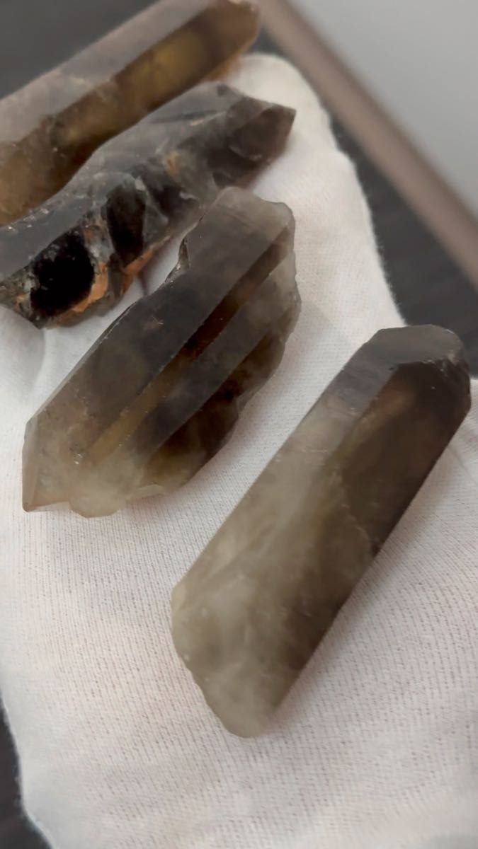 天然モリオン、黒水晶、原石、天然石 4点セット 1点800円