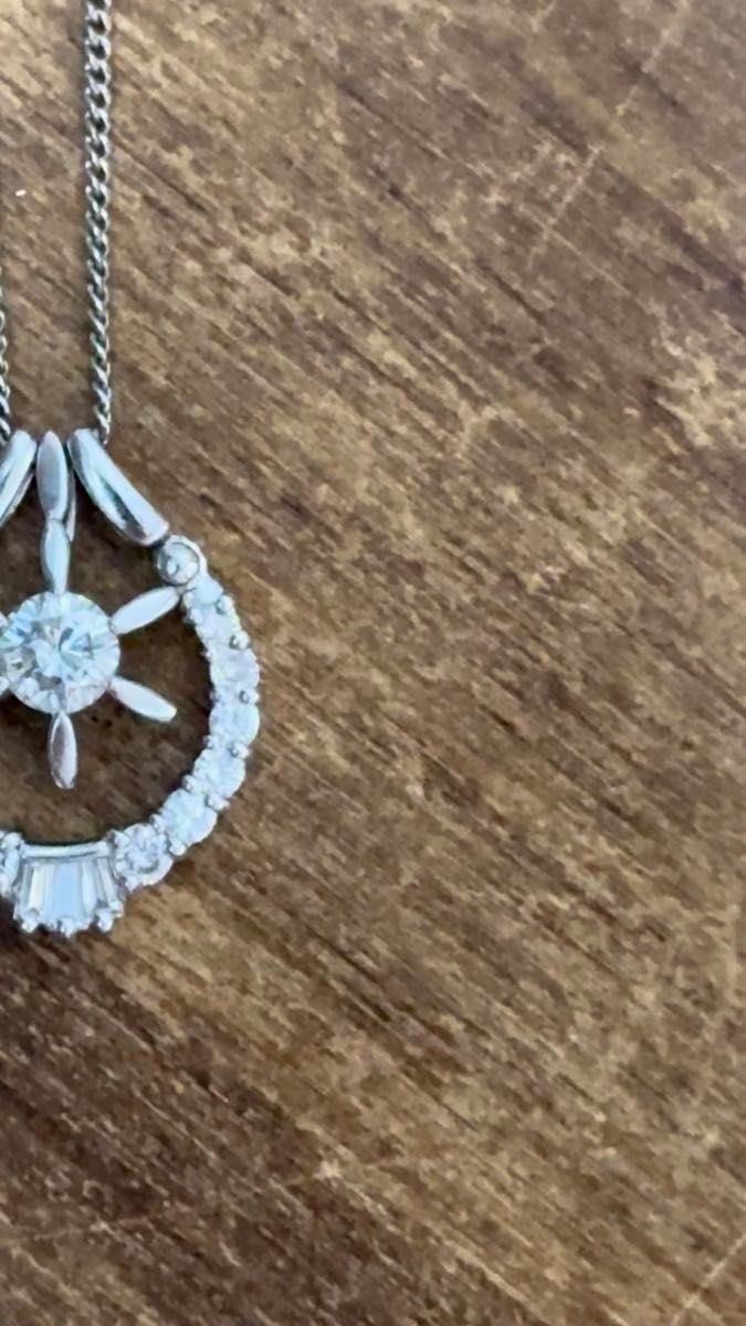pt900/pt850 天然ダイヤモンド 中1粒0.43ct/外0.53ct 万能、デザインネックレス 美品!ユニセックス