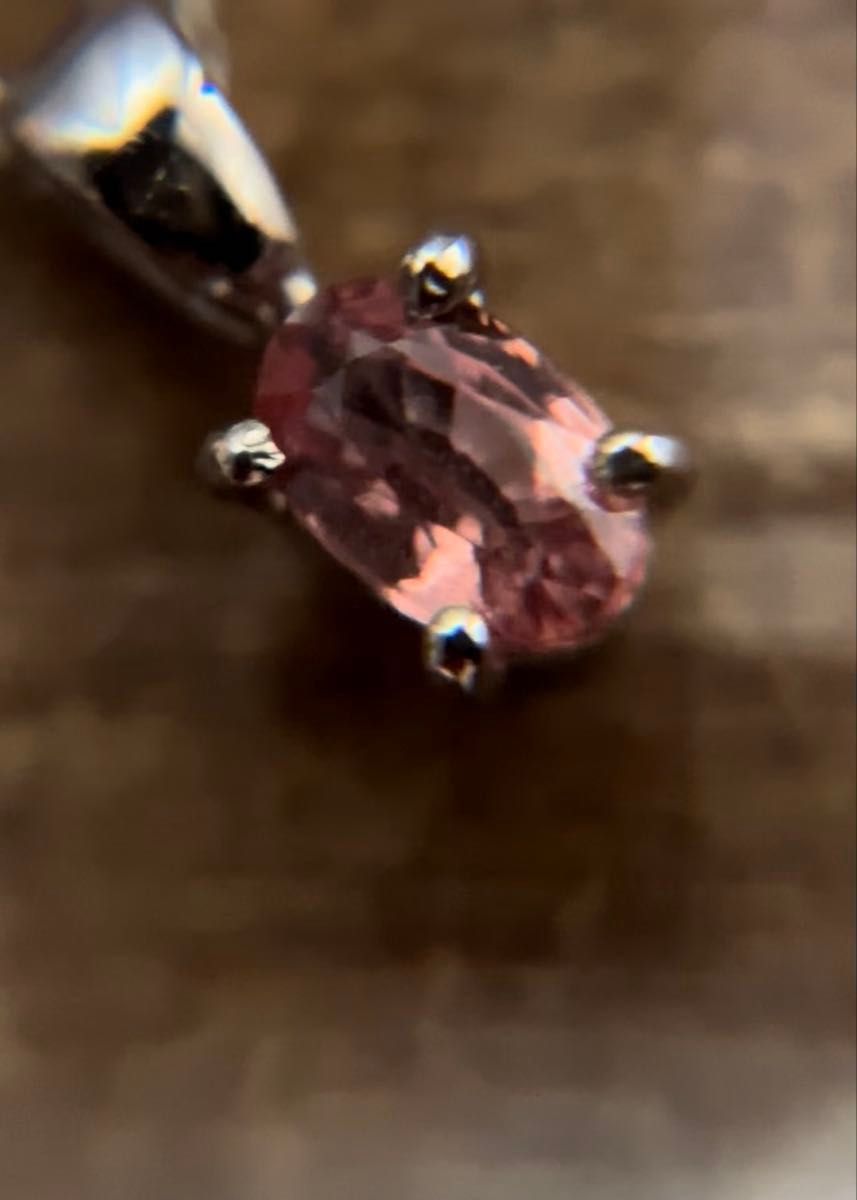 世界3大貴重宝石 パパラチアサファイヤ 0.309ct pt900 ペンダントトップ チャーム