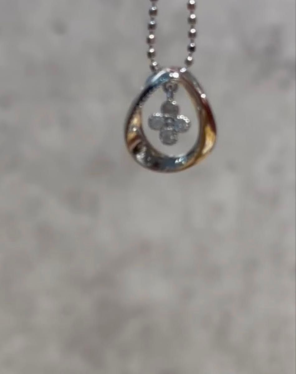 k10 WG 天然ダイヤモンド0.08ct ゆらゆらフラワー ダイヤペンダントトップネックレス 美品!