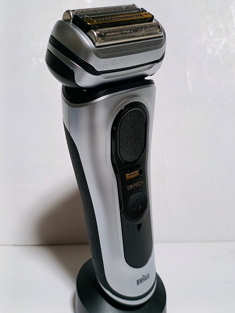 ブラウン シリーズ9 Pro 未使用品 未使用品 BRAUN series9 pro+ ブラウン シリーズ9 pro+/9587cc