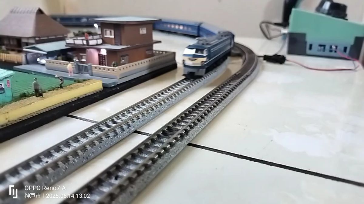 Nゲージトミックスブルートレイン寝台特急富士EF66形電気機関車 及び客車4両室内灯付き車両