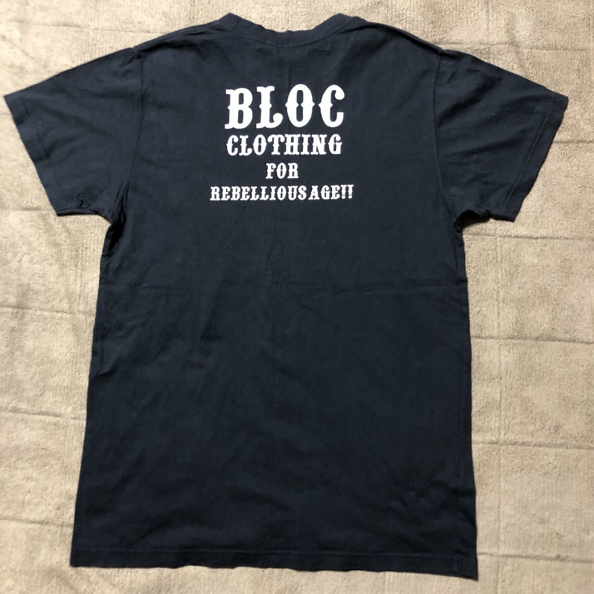 BLOC Tシャツ 