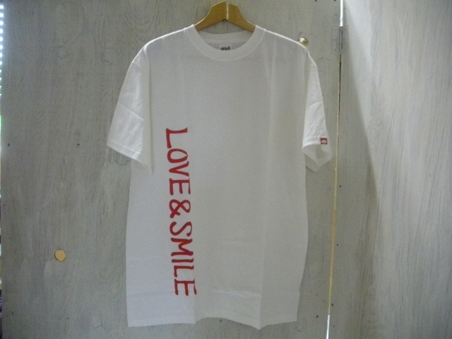 大塚愛　ツアー Ｔシャツ　ＬＯＶＥ ＆ ＳＭＩＬＥ コンサート グッツ　激 レア　新品・未使用　2004年_画像1