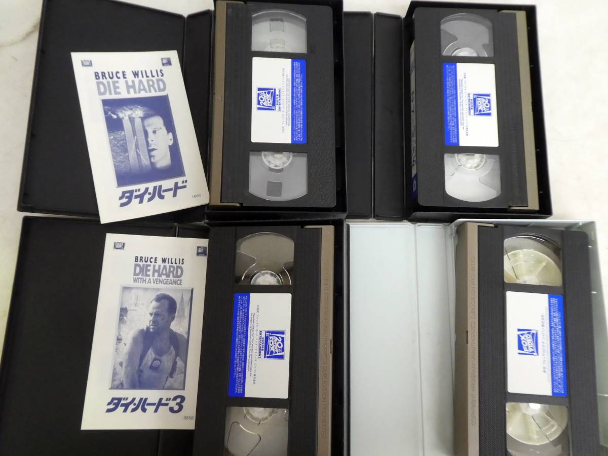 NS53【激レア】ダイハード　1、2、3　+　メイキング　ビデオ　VHS　4本セット　中古_画像4