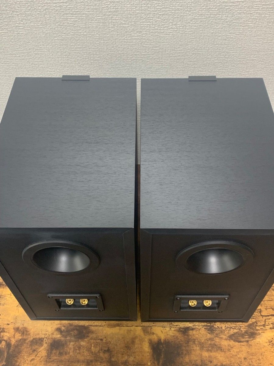 ほぼ新品 KEF Q350 Bookshelf Speaker ケフ Q350 ブックシェルフ ほぼ新品 KEF Q350 Bookshelf Speaker ケフ Q350 ブックシェルフ