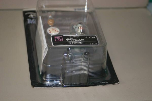  Disney magical коллекция .... история карты 089 Tommy фигурка Lady and the TRAMPspageti low sok 