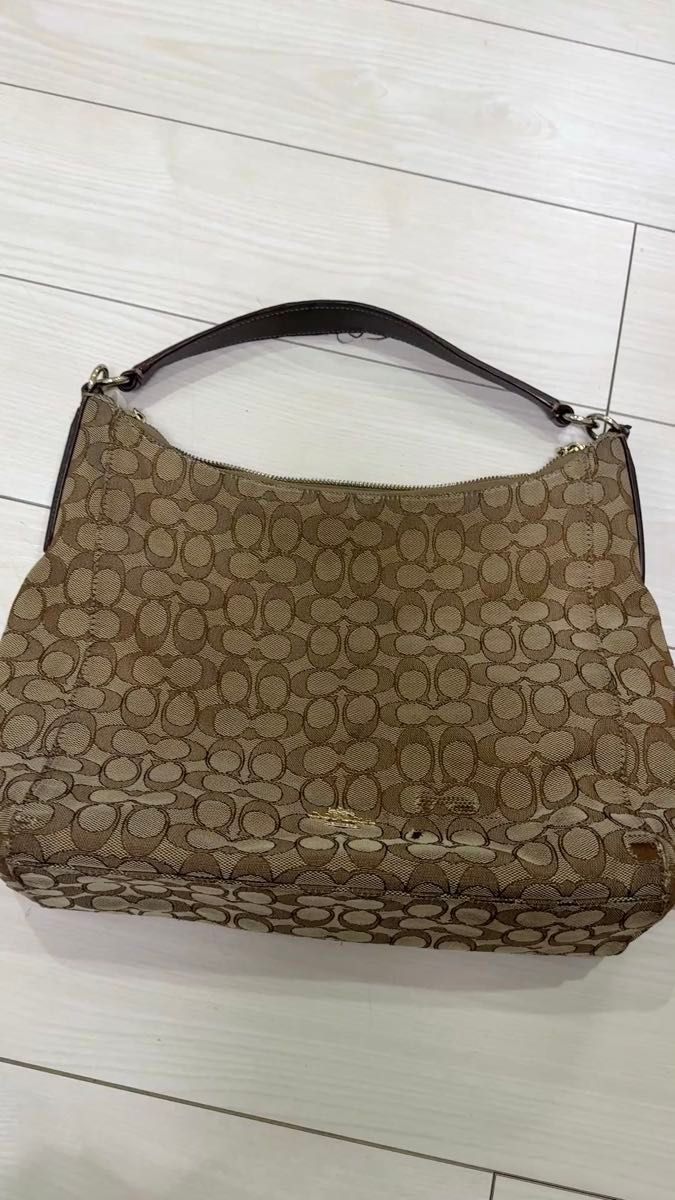 COACH コーチ ショルダーバッグ ハンドバッグ 大容量