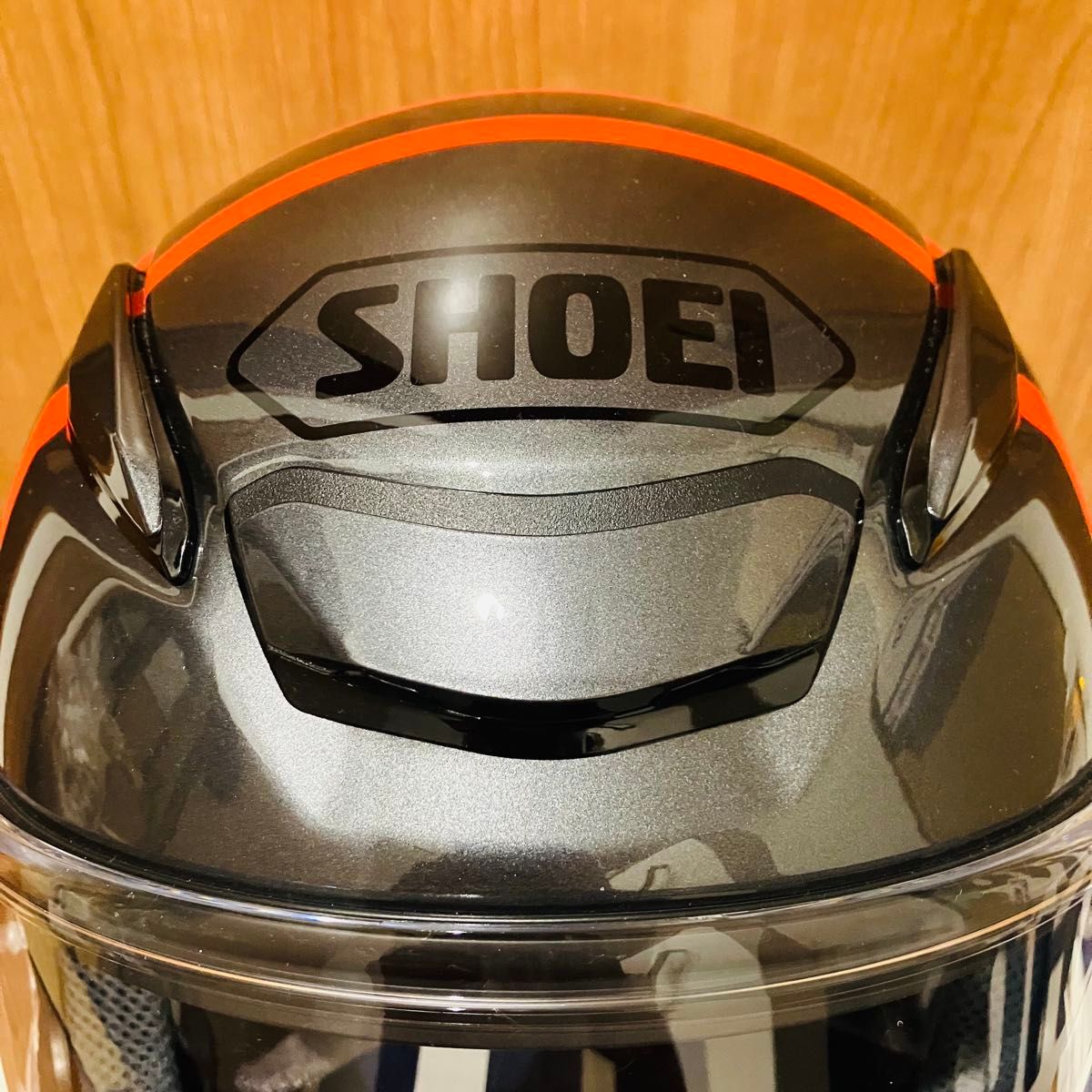 マルク・マルケス選手がデザイン監修した『SHOEI Z-8 MM93