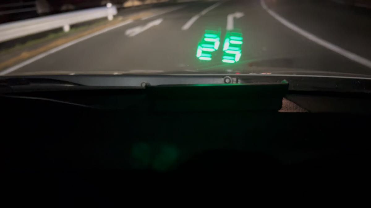 最終特価!GPS HUD Speed mater ヘッドアップディスプレイ スピードメーター 速度計 アビオニクス カーナビ